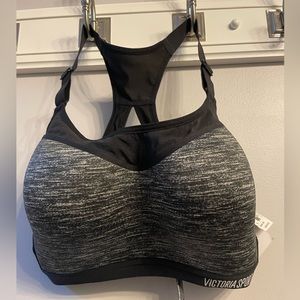NWT Victorias Secret Victoria Sport 32DDD Maximum Support Sports Bra